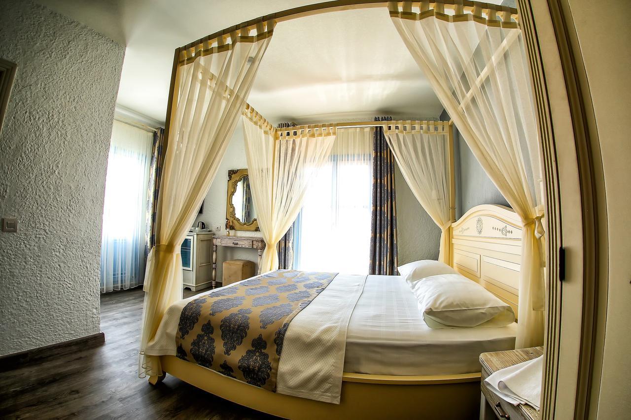 Villa Fanti Çeşme Kültér fotó